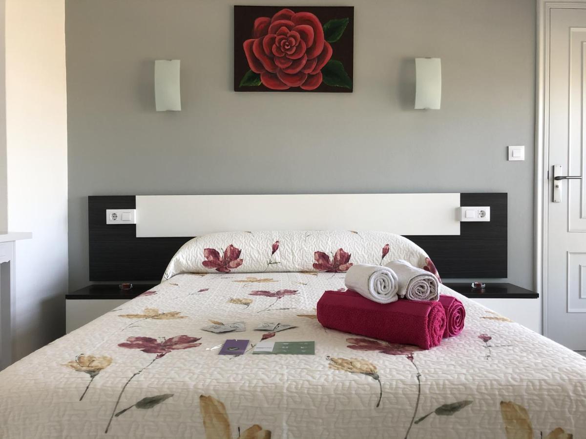 Playa de Bascuas Dukes Habitaciones מראה חיצוני תמונה
