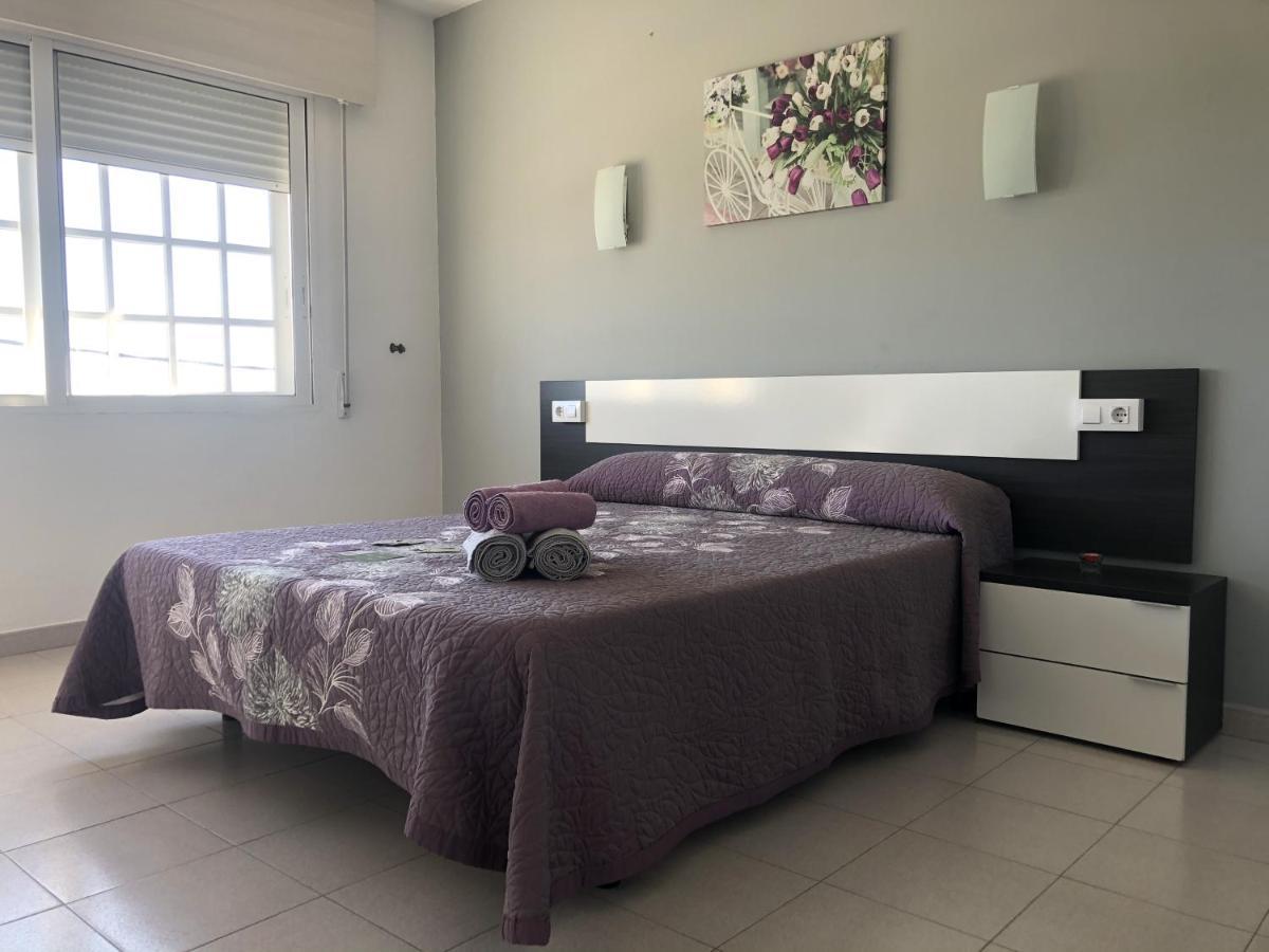 Playa de Bascuas Dukes Habitaciones מראה חיצוני תמונה