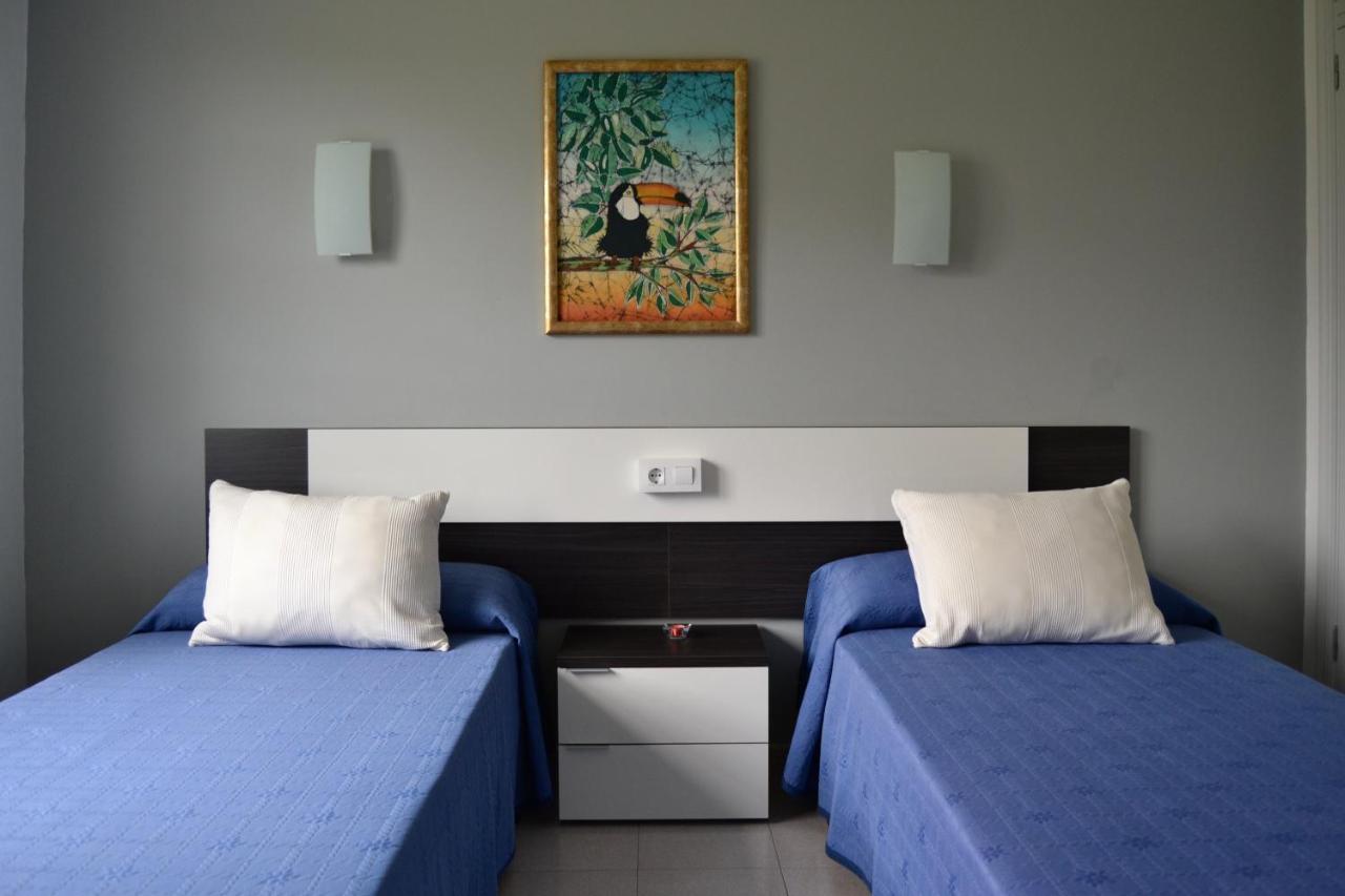 Playa de Bascuas Dukes Habitaciones מראה חיצוני תמונה