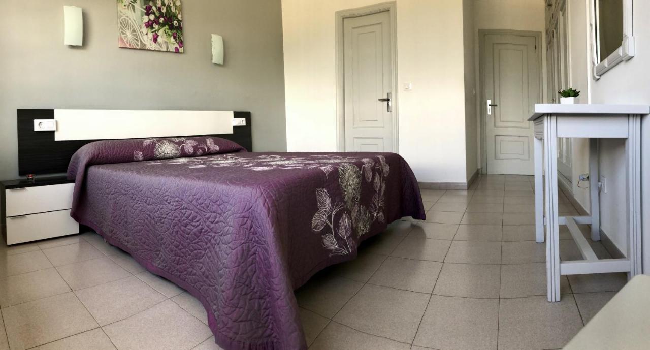 Playa de Bascuas Dukes Habitaciones מראה חיצוני תמונה