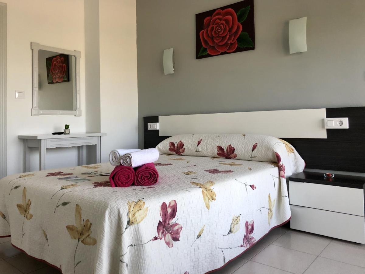 Playa de Bascuas Dukes Habitaciones מראה חיצוני תמונה